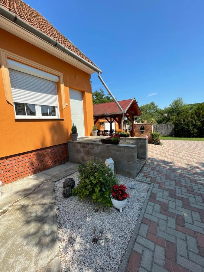 Mira Kucko Apartman Oreglak Kültér fotó